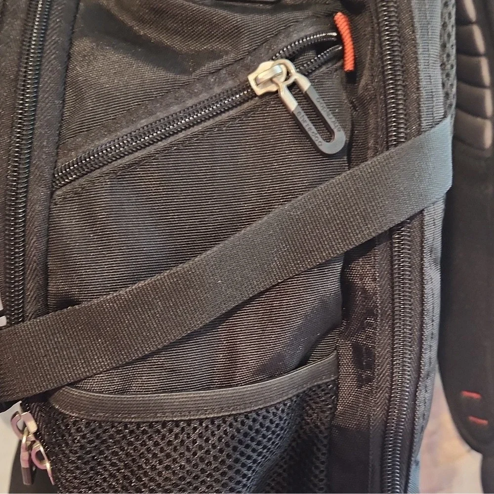 Shrradoo Padded Black Nylon Solid Laptop Backpack with Computer Compartment